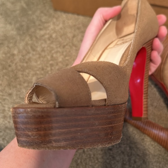 Christian Louboutin Brown Linen Platform Pump - Picture 7 of 9